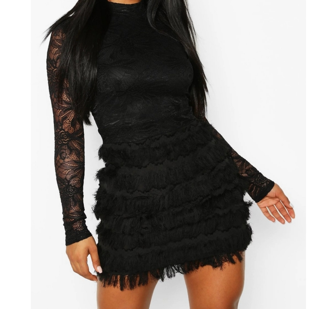 Boohoo USA feather dress EUC size 4
